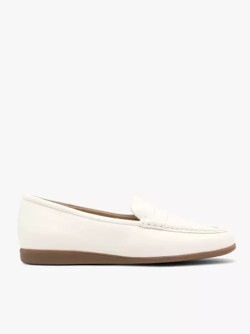 Kremowe mokasyny ze skóry licowej