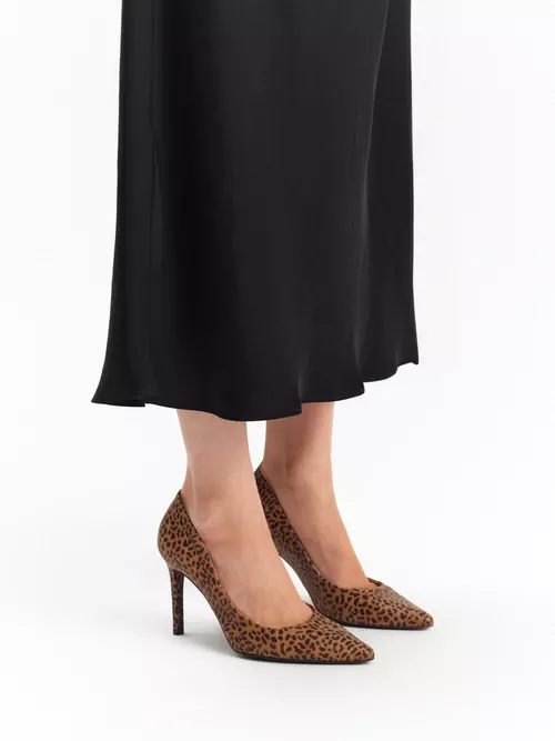 Czółenka w panterkę na wysokiej szpilce