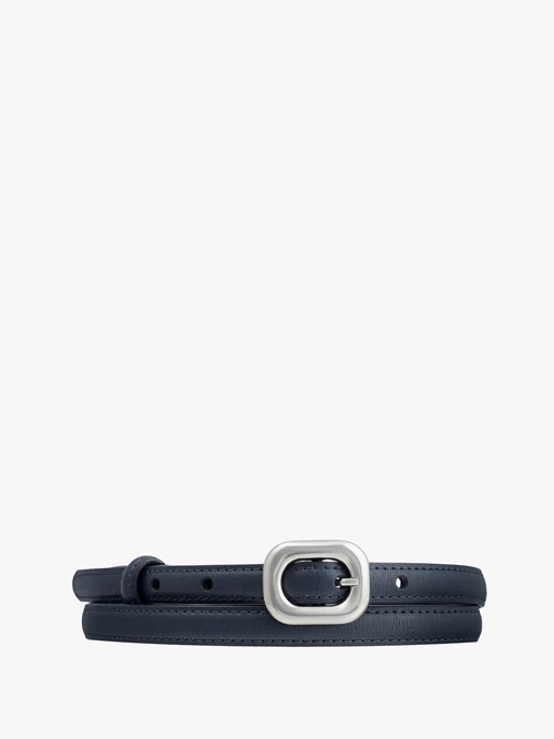 Granatowy pasek damski ze skóry licowej ze srebrną klamrą