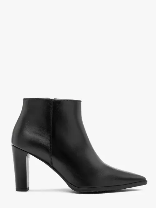 Czarne botki skórzane na słupku