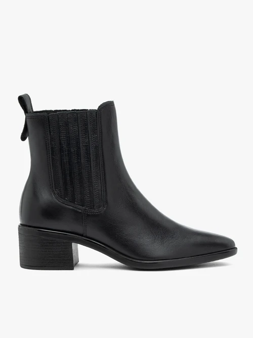 Czarne sztyblety na słupku ze skóry licowej