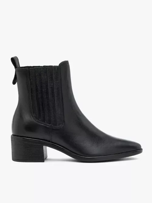 Czarne sztyblety na słupku ze skóry licowej