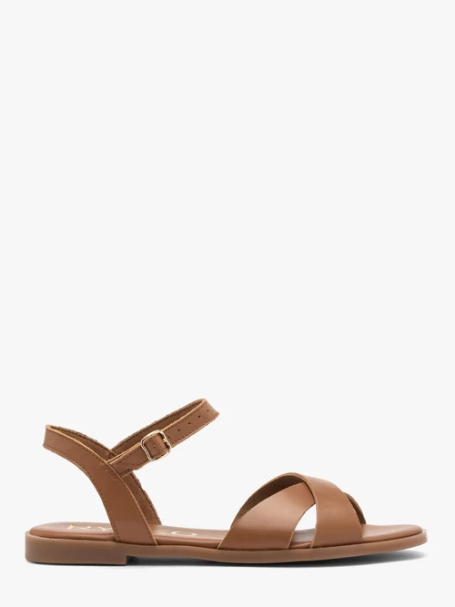 Jasnobrązowe sandały damskie płaskie