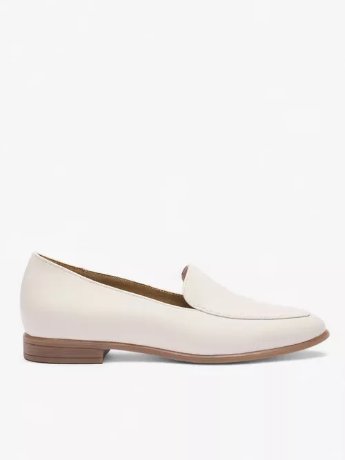 Kremowo-białe mokasyny ze skóry licowej