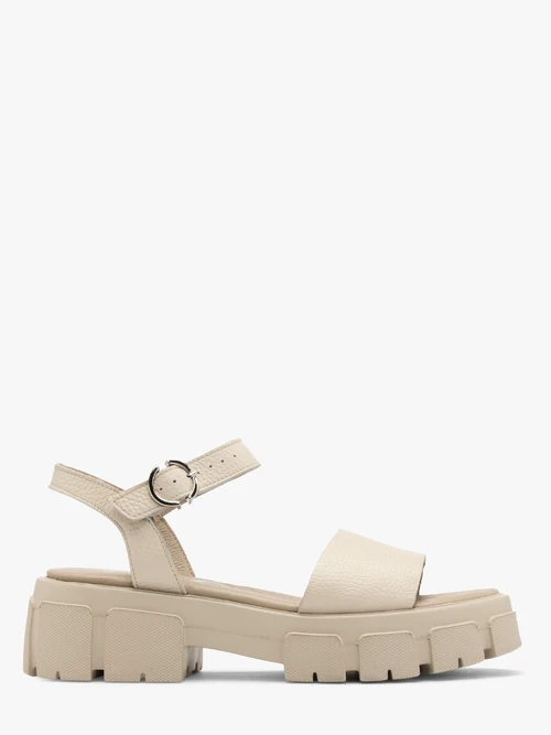 Kremowe sandały ze srebrną sprzączką