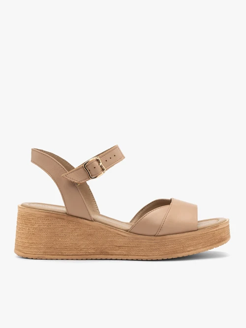 Beżowe sandały damskie