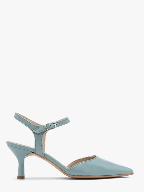 Niebieskie czółenka na lakierowanym obcasie