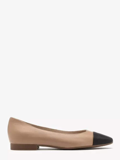 Beżowe baleriny damskie z czarnym noskiem
