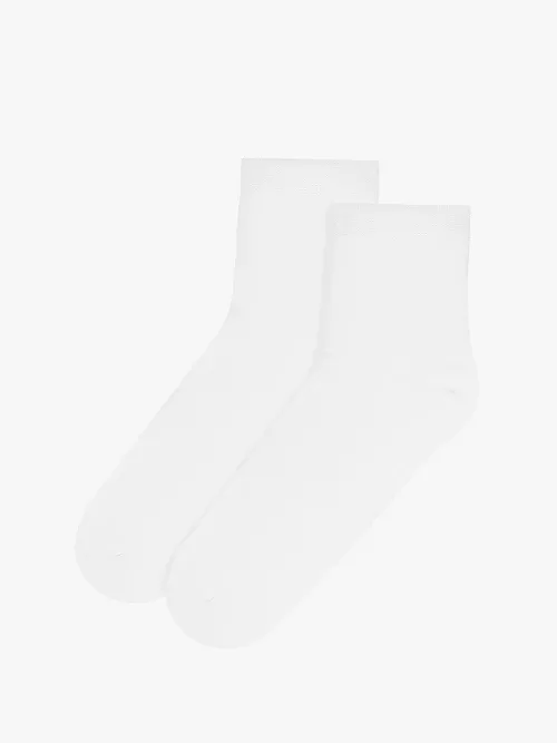 Białe skarpetki damskie za kostkę