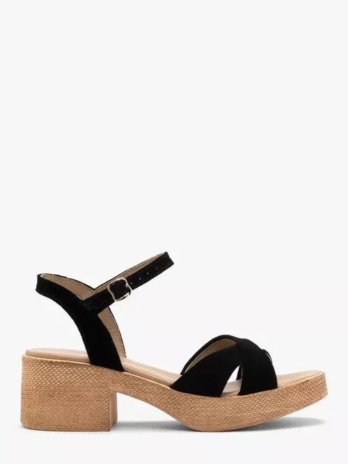 Czarne sandały damskie ze skóry welurowej