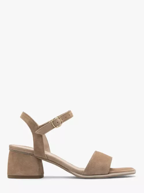 Beżowe sandały na niskim obcasie