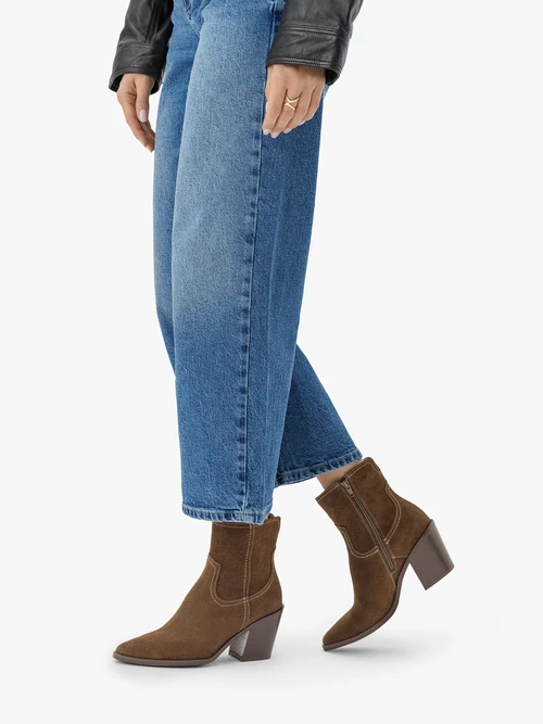 Zielone botki welurowe na słupku