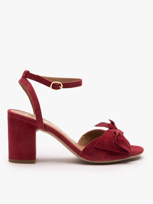 Bordowe sandały z kokardą
