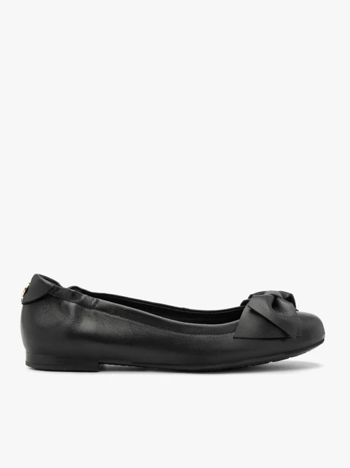 Czarne baleriny z kokardą i marszczeniem