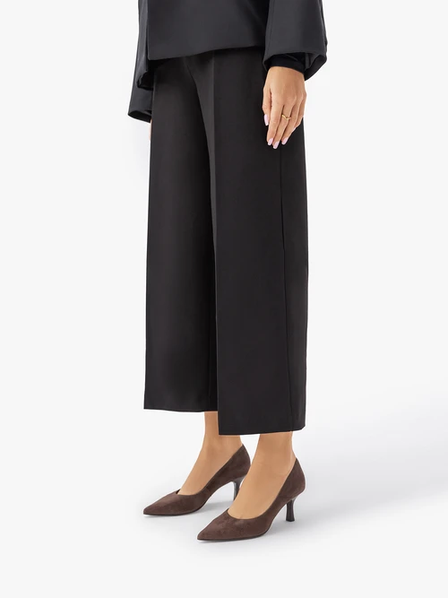 Brązowe skórzane czółenka na szpilce