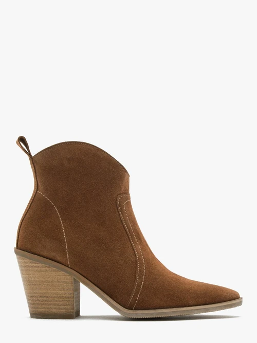 Rude botki na słupku