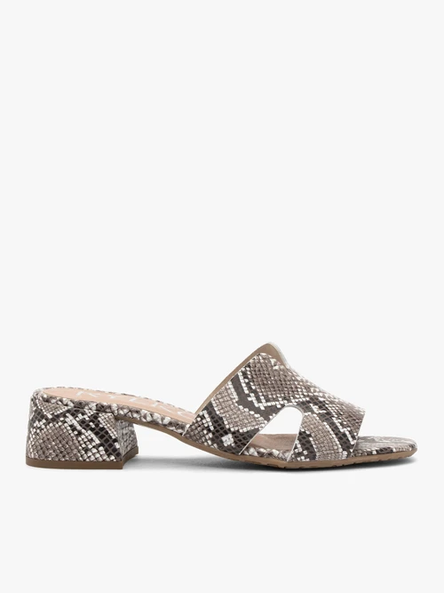 Klapki damskie we wzór węża z wycięciami