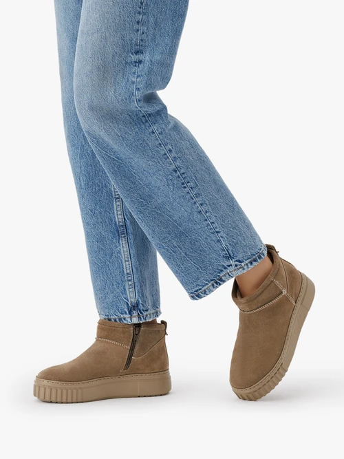 Krótkie oliwkowe śniegowce