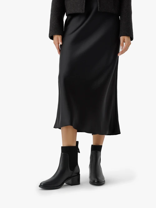 Czarne sztyblety ze ściągaczem