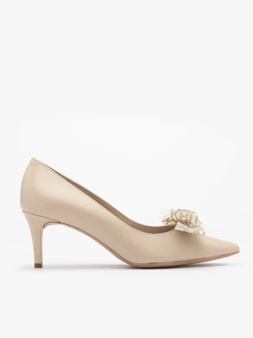 Beżowe czółenka z odpinaną kokardą