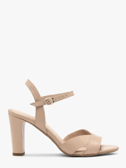 Beżowe sandały na grubej szpilce