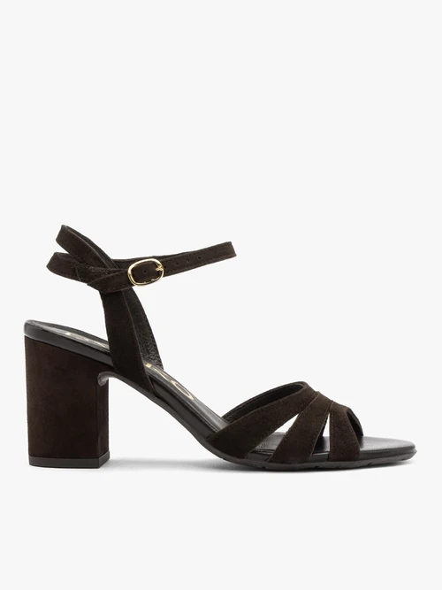 Ciemnobrązowe sandały damskie na obcasie