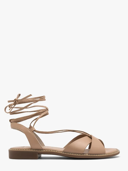 Beżowe sandały z ozdobnym sznurowaniem