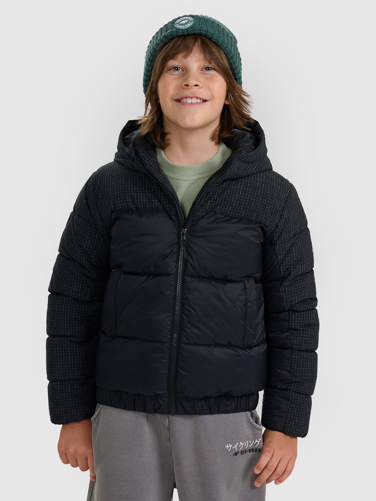 4F Kurtka puchowa z wypełnieniem syntetycznym chłopięca - czarna 158 (12-13 lat)