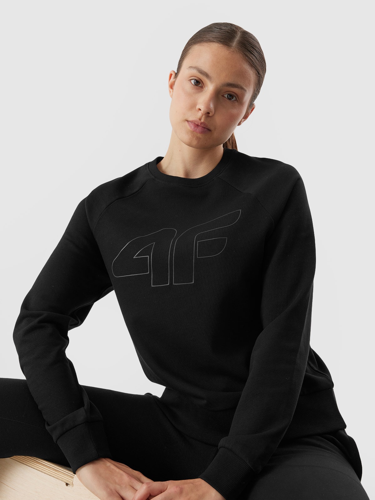 Bluza dresowa nierozpinana bez kaptura damska