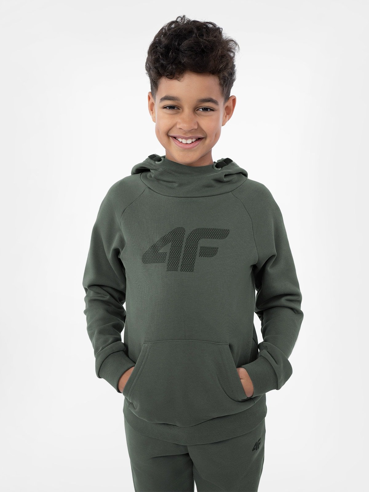 Bluza dresowa nierozpinana z kapturem chłopięca