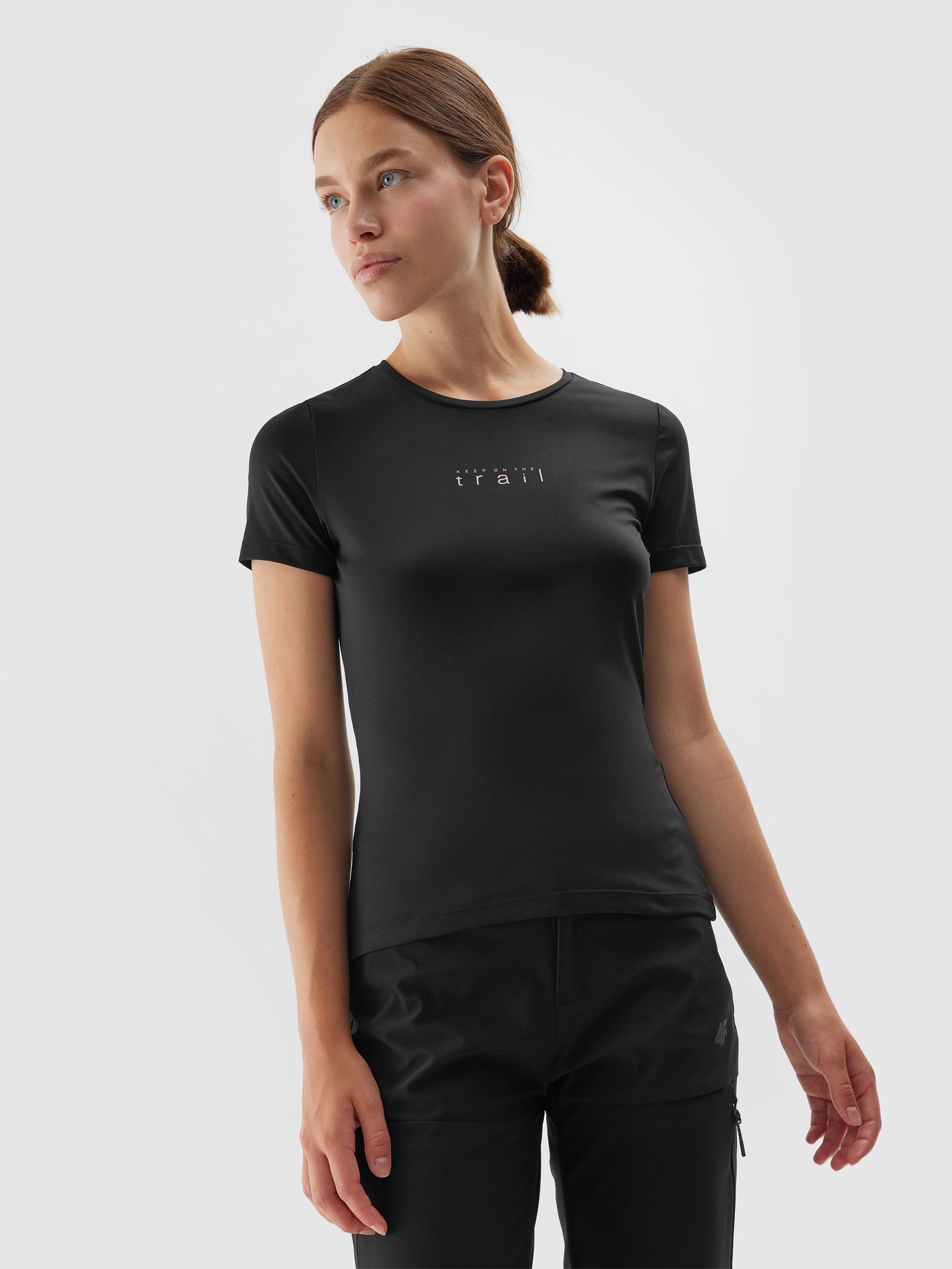 T-shirt regular nadrukiem damski - czarny