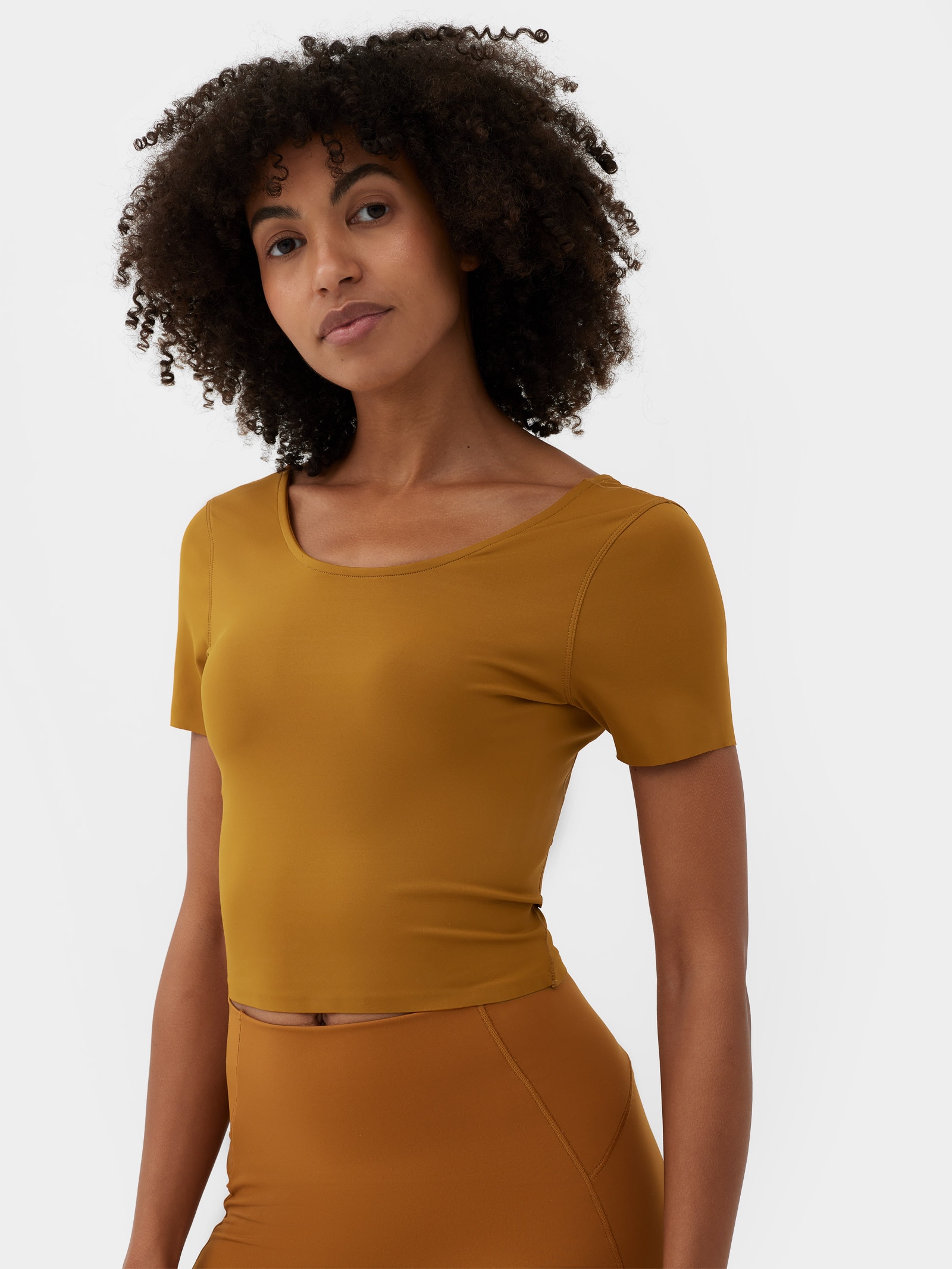 4F T-shirt crop top do jogi szybkoschnący damski M