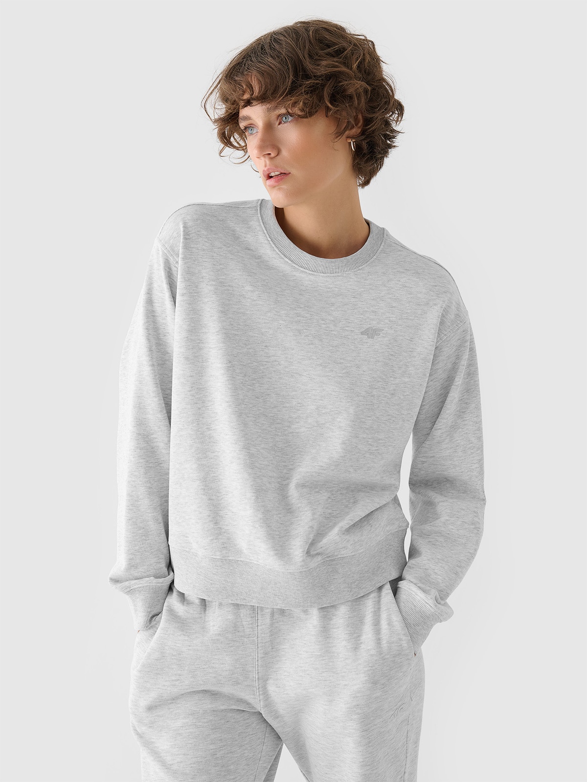 4F Bluza dresowa nierozpinana bez kaptura damska - szara XL