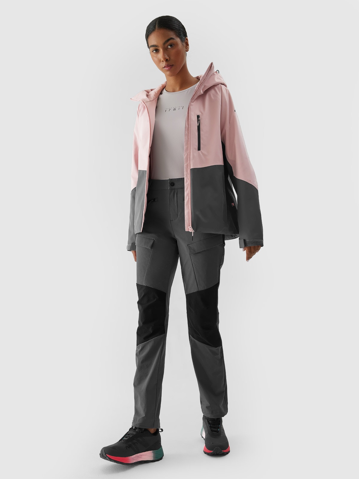 Kurtka trekkingowa membrana 8000 z wypełnieniem z recyklingu damska