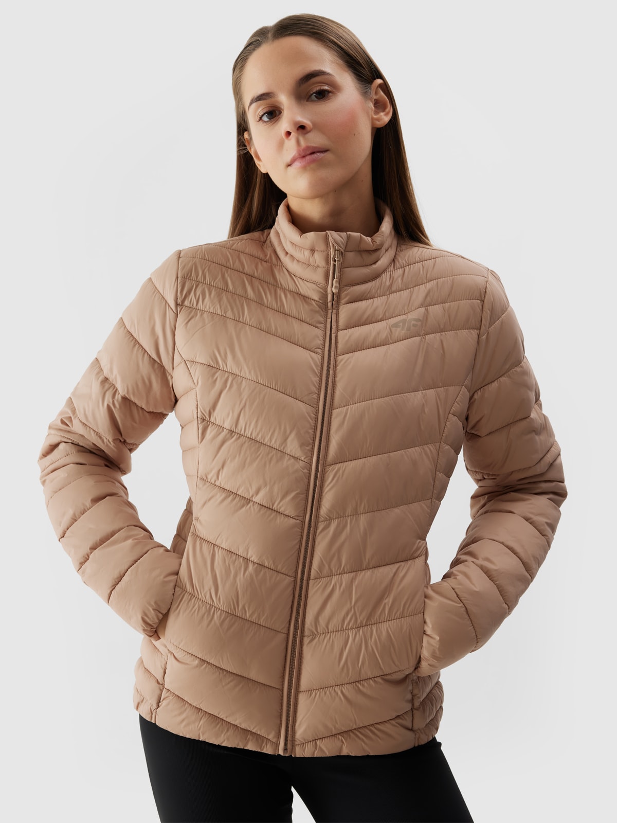 4F Kurtka puchowa z wypełnieniem z recyklingu damska - beżowa S