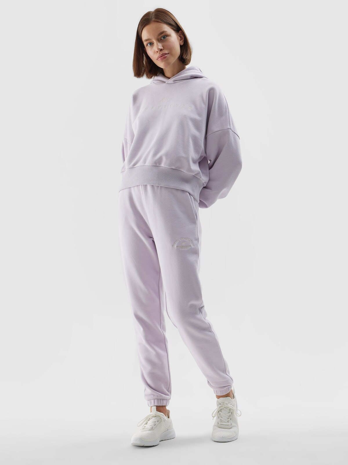Spodnie dresowe z dodatkiem materiałów z recyklingu damskie - fioletowe