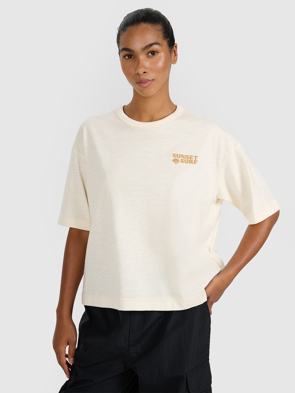 4F T-shirt oversize z nadrukiem damski - beżowy XL