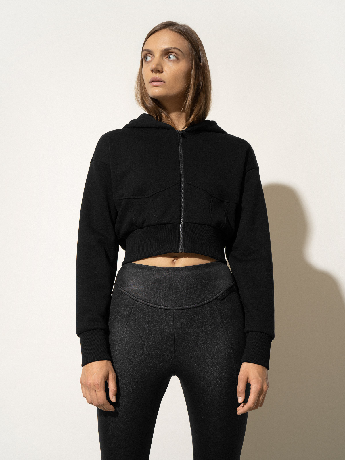 Bluza dresowa crop-top z bawełny organicznej damska 4F x Anna Lewandowska