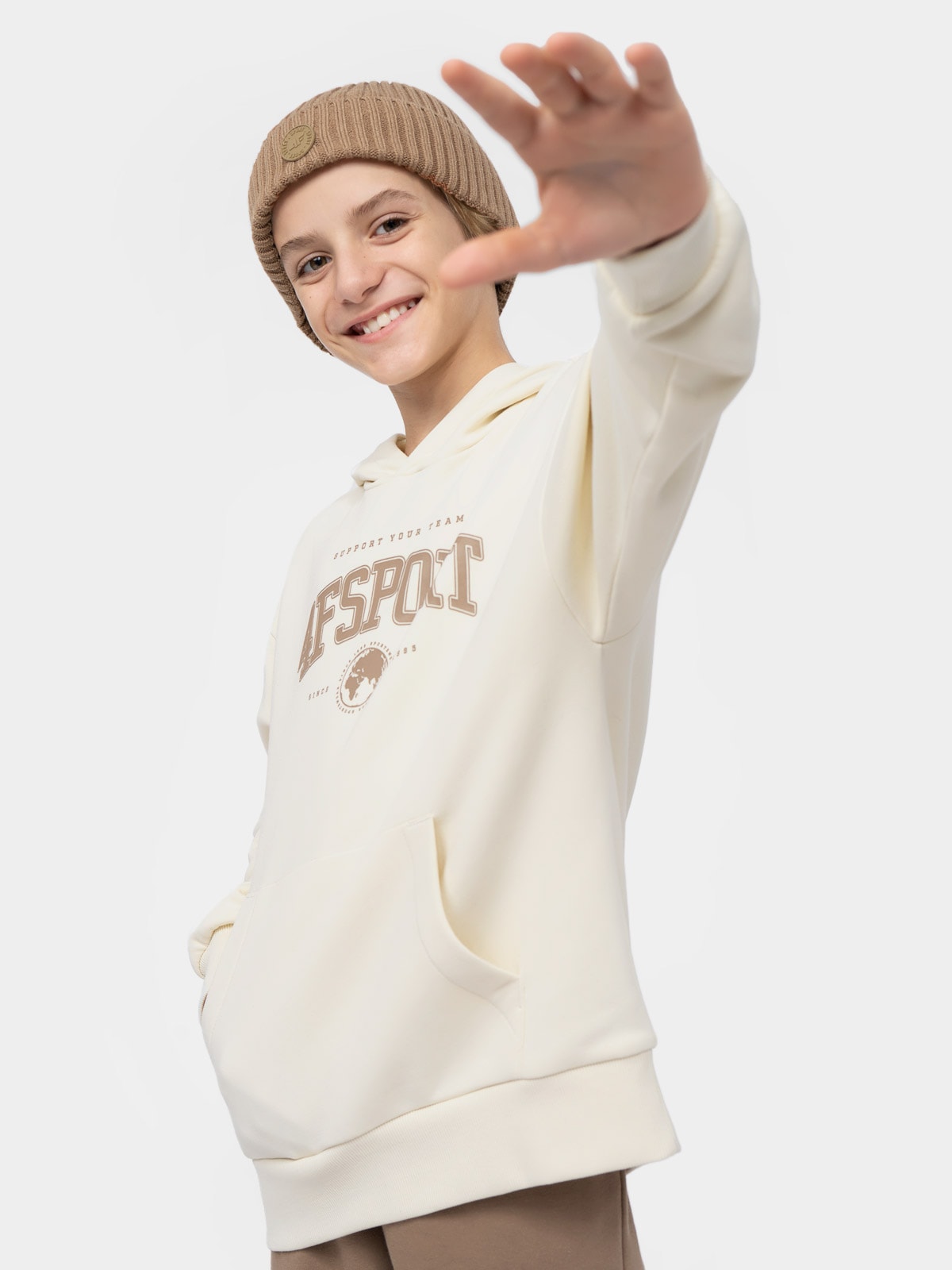 Bluza dresowa nierozpinana z kapturem chłopięca