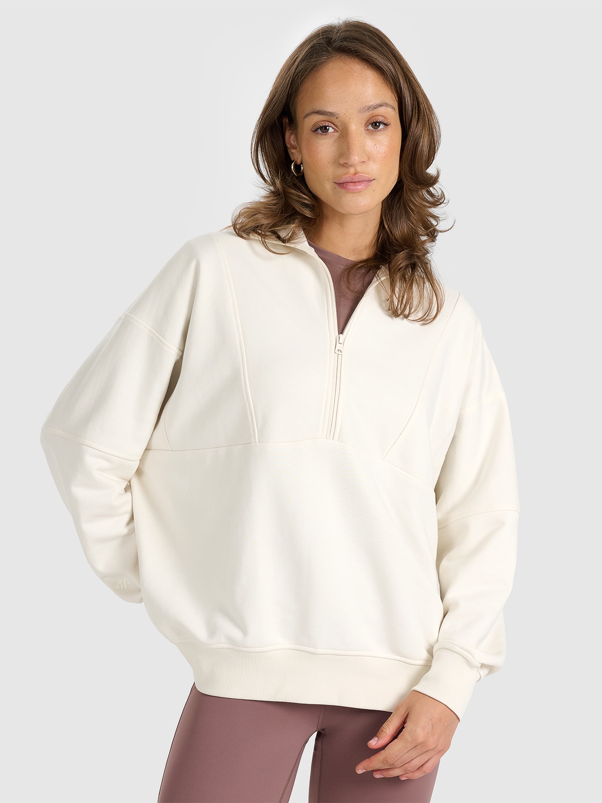 4F Bluza dresowa nierozpinana bez kaptura damska - biała L