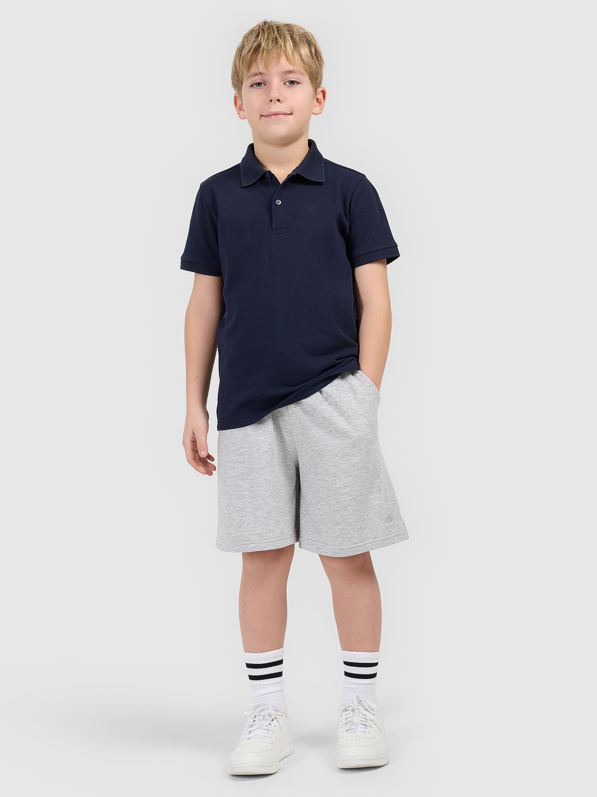 4F Spodenki dresowe chłopięce - szare 146 (10-11 lat)