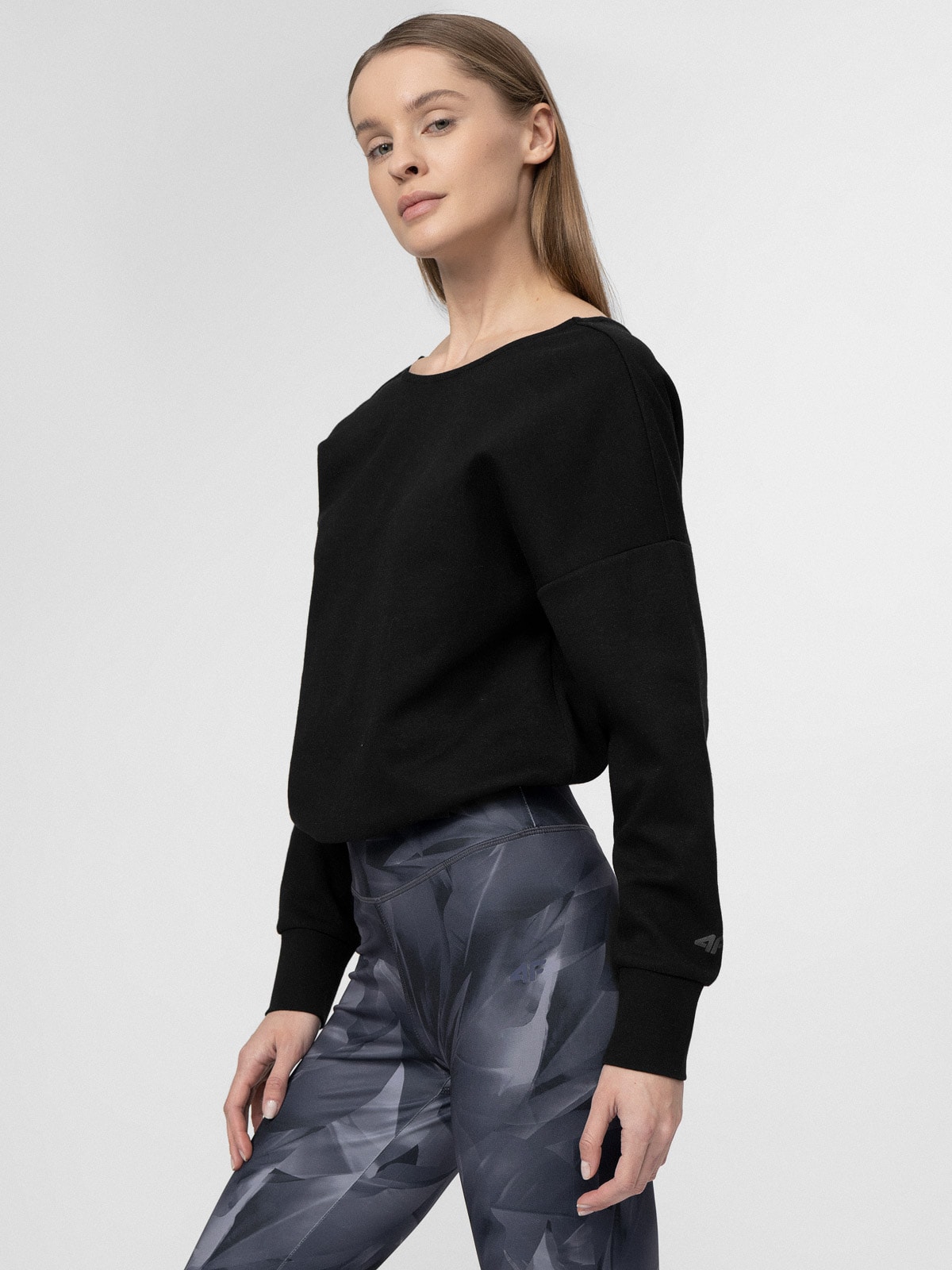 Bluza dresowa nierozpinana bez kaptura damska