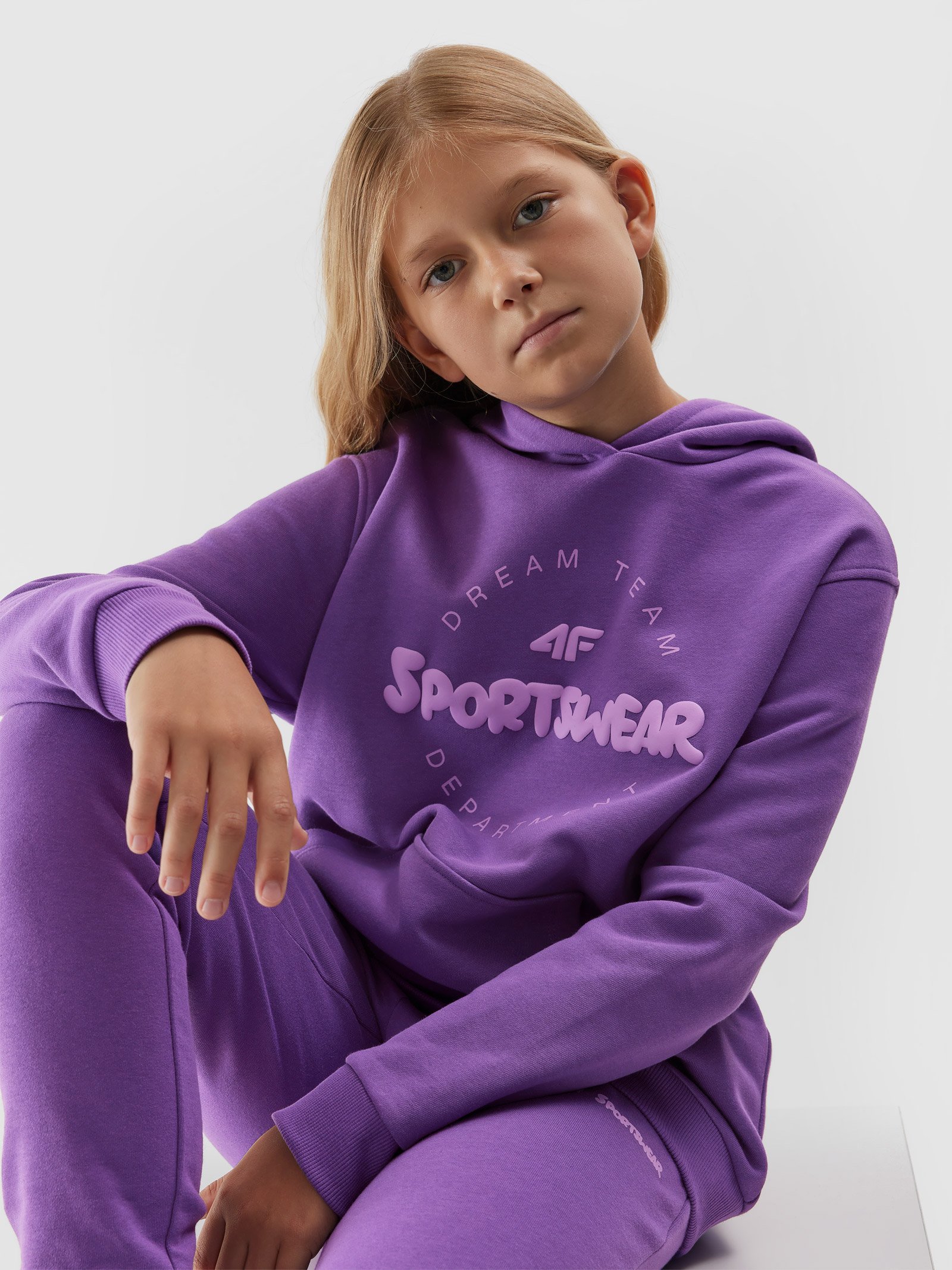 Bluza dresowa nierozpinana z kapturem dziewczęca