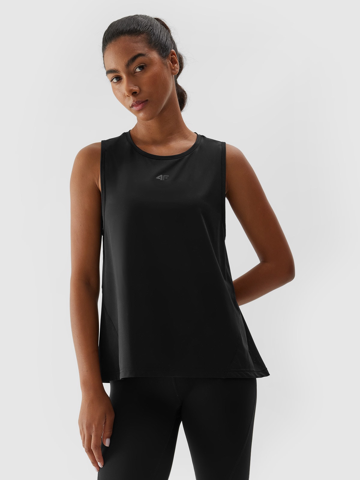 Top treningowy szybkoschnący z materiałów z recyklingu damski