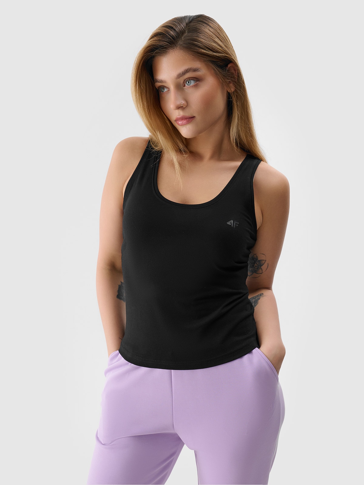 Top slim gładki damski - czarny