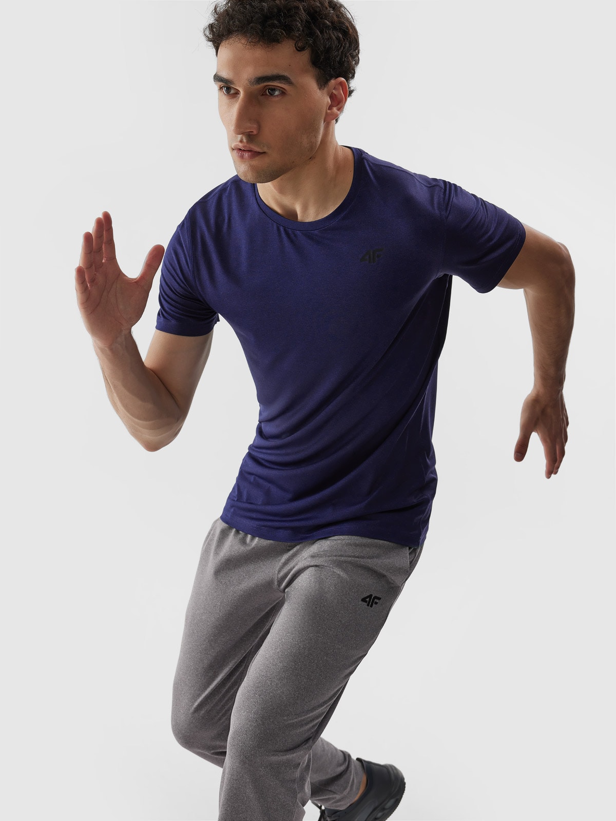 Koszulka treningowa regular z materiałów z recyklingu męska