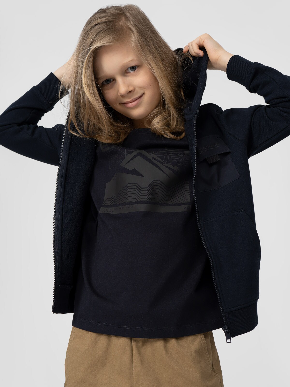 Bluza dresowa rozpinana z kapturem chłopięca