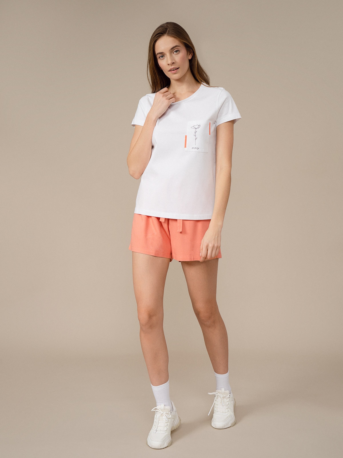 Spodenki z wiskozy damskie Outhorn - koralowe