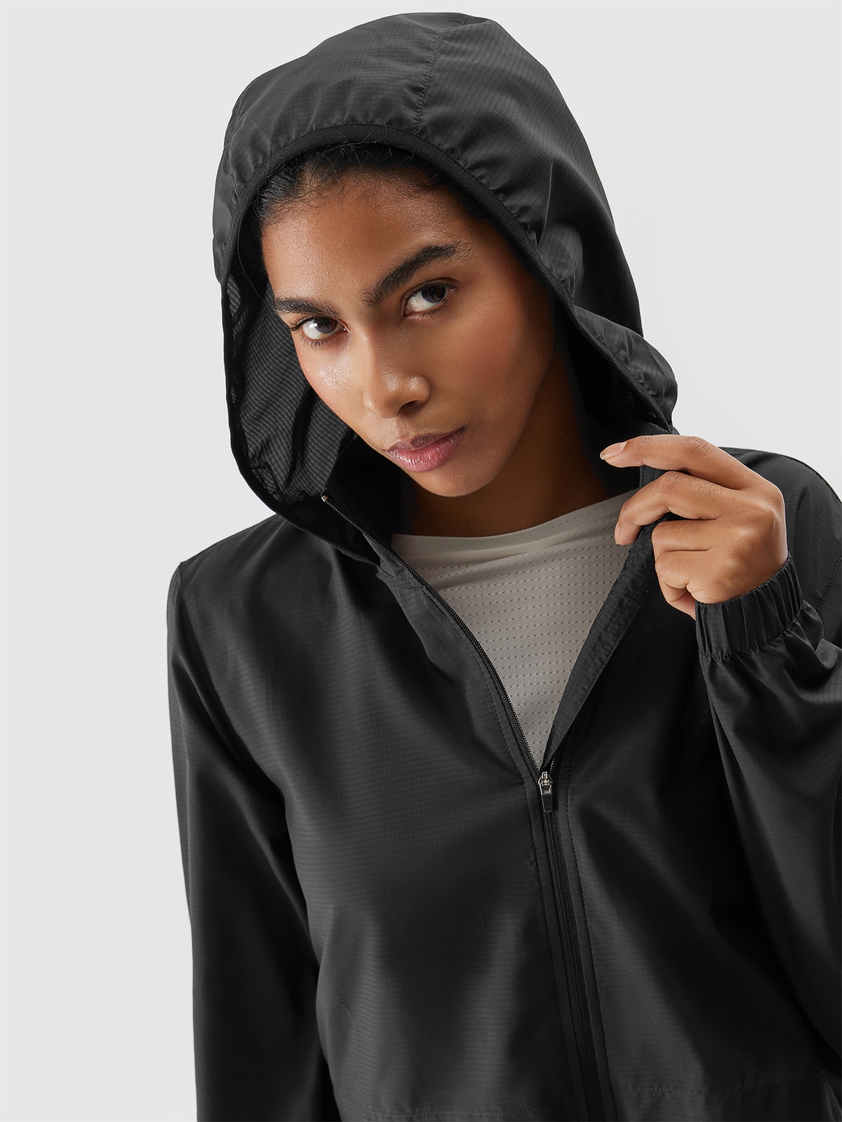 Kurtka do biegania szybkoschnąca damska - czarna