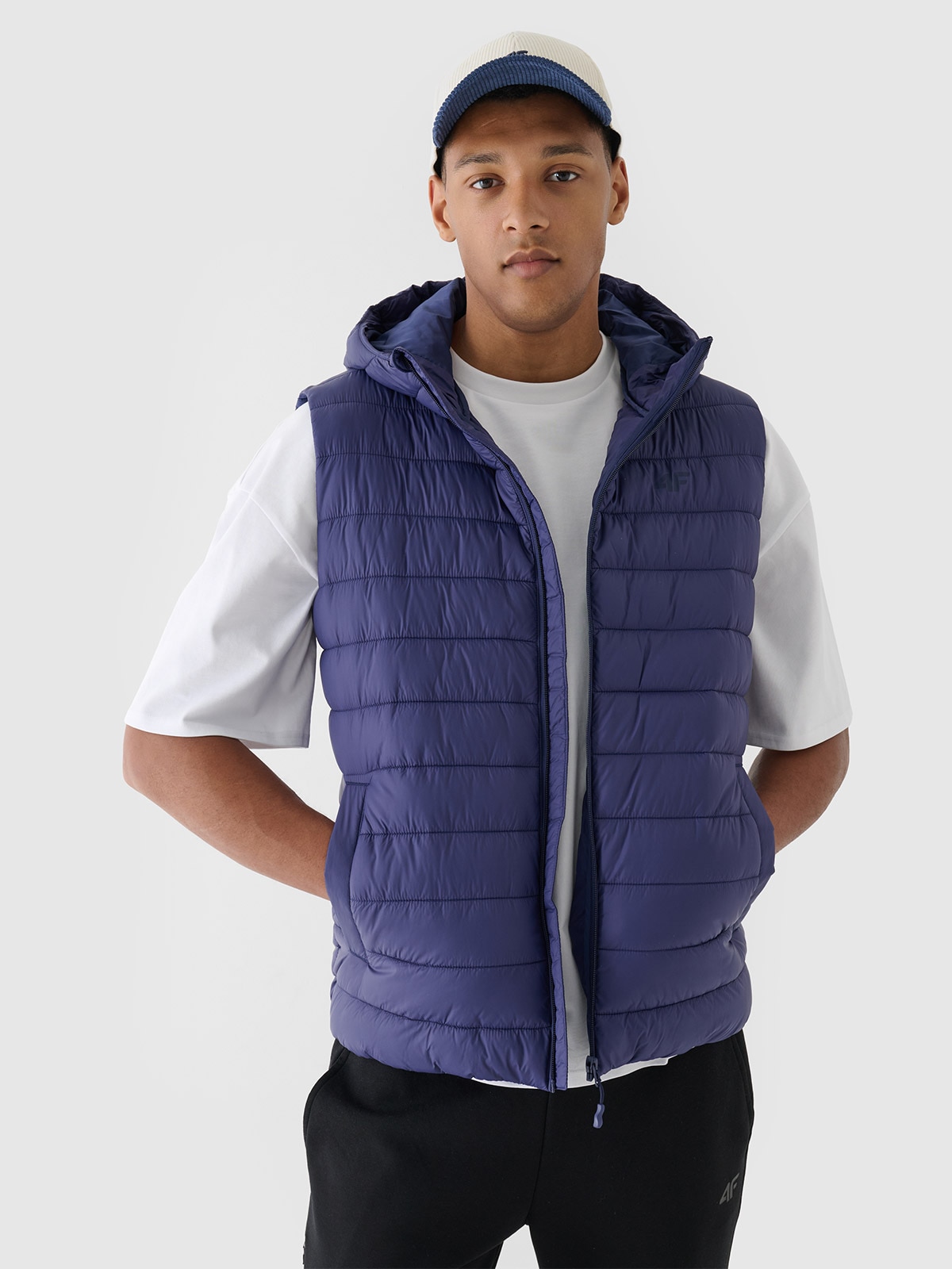 4F Bezrękawnik puchowy z wypełnieniem syntetycznym męski - granatowa L